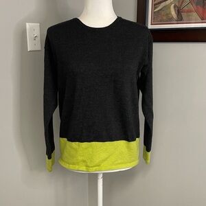 Matisse womens black lime green stripe crewneck sweater size Medium